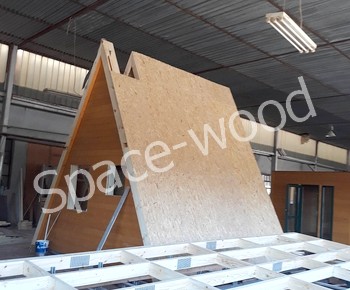 Photo de fabrication de tipis avec ossature en bois par Space Wood